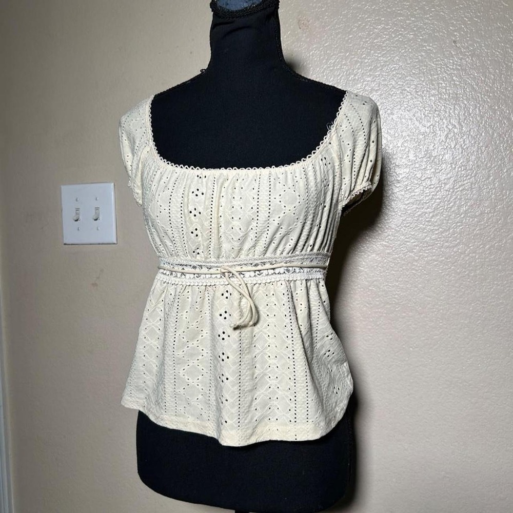Vintage Y2K Cream Eyelet Babydoll Peasant Top Coquette Boho Cottagecore Small